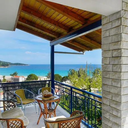 Villa Coastal Charm *